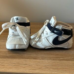 Nike infant shoe